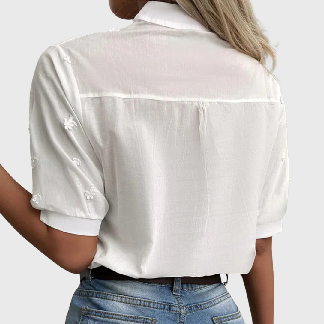 Camille | Losvallende Damesblouse in Wit