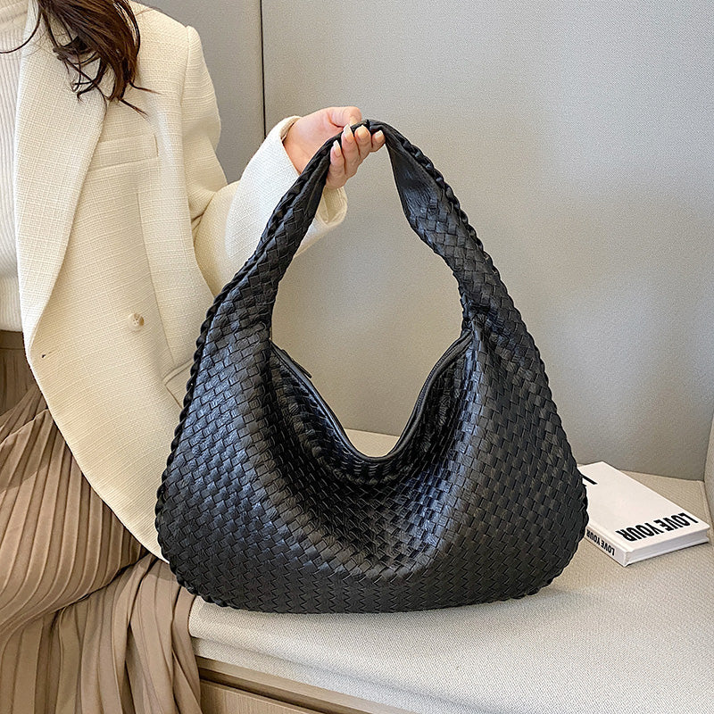 VALENTINA | Luxe gevlochten hobo tas met zachte structuur