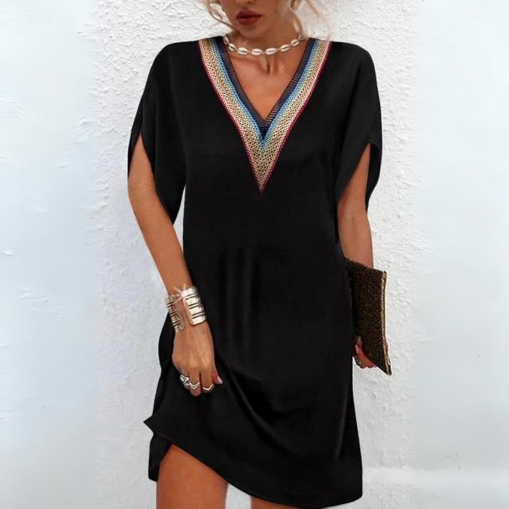 Annet | Elegante Jurk met Geborduurde V-hals