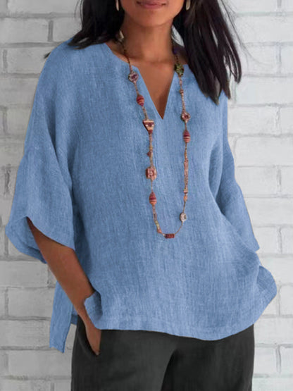 Manias | Blauwe v-hals lichtgewicht linnen dames blouse