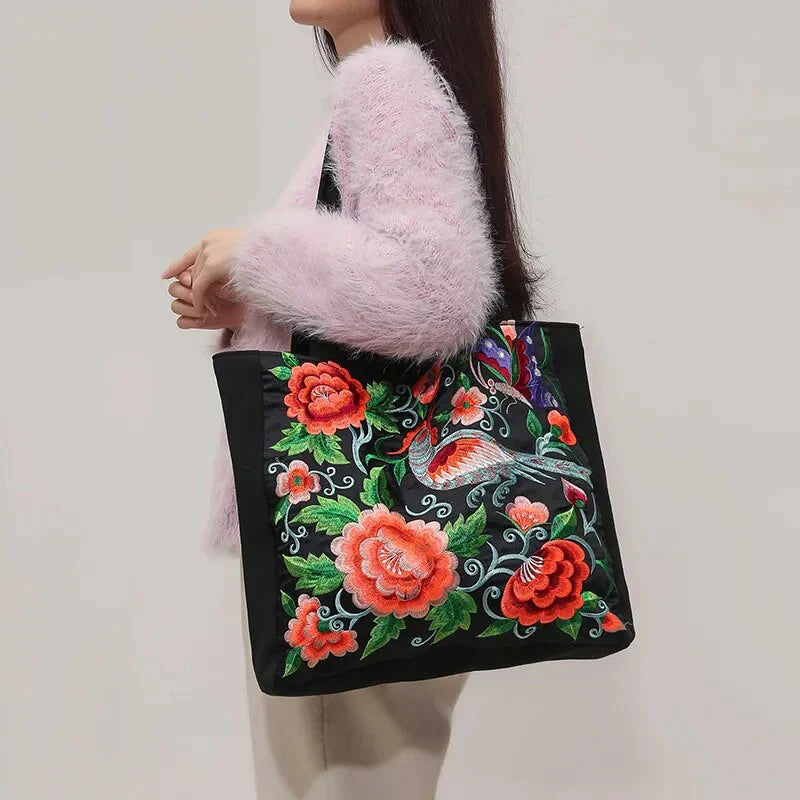 JOLEY | Geborduurde Tote Bag met Bloemenaccenten