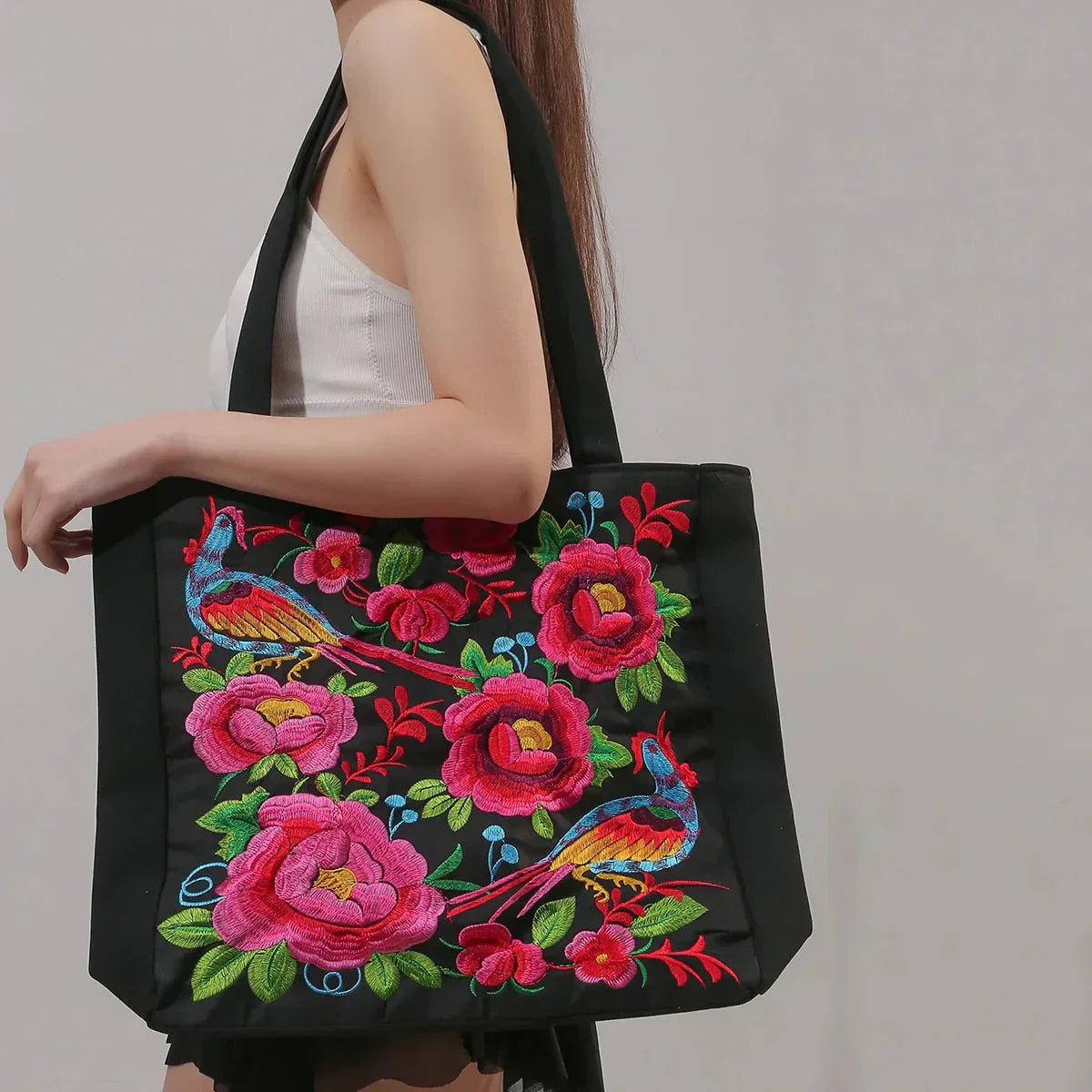 JOLEY | Geborduurde Tote Bag met Bloemenaccenten